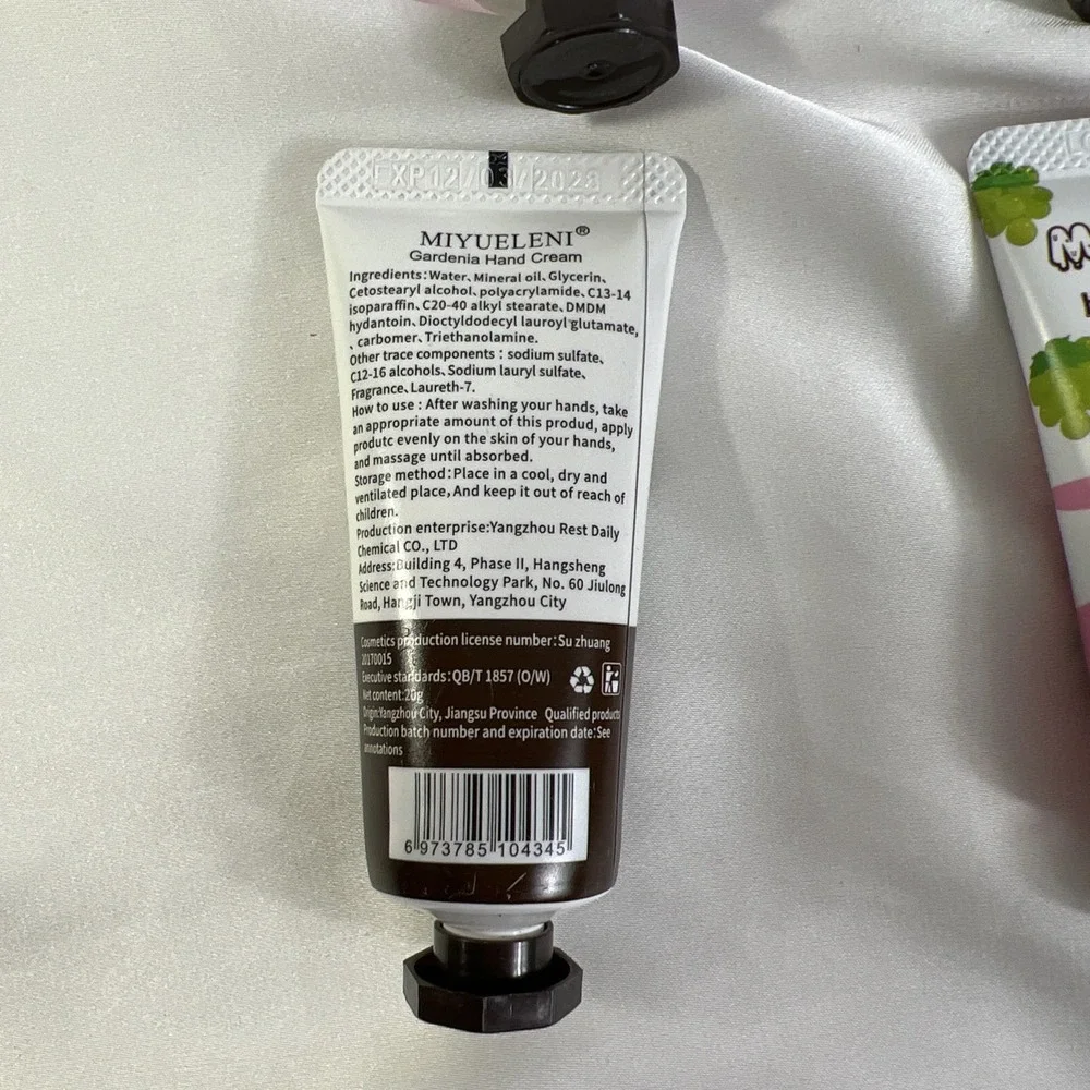MIYUELENI/CLOTHES OF SKIN 6 Lot Travel Size HAND CREAM Cherry Grape Mango Rose‎